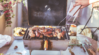 Comer solo carne: la dieta de moda que puede arruinar tu salud